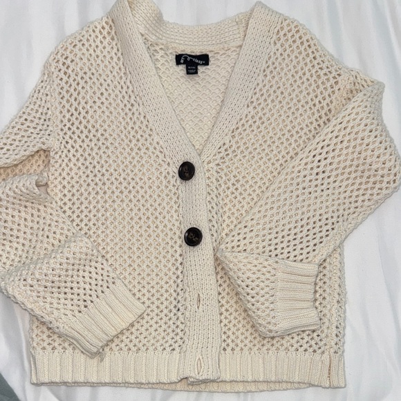 Girls Sweaters - Picture 2 of 10